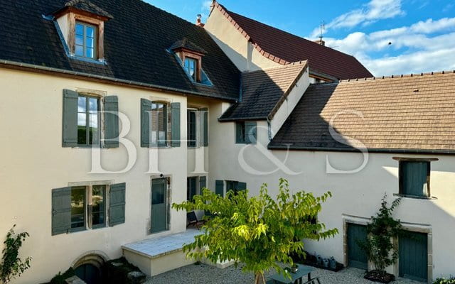 Character property - 30 min' Beaune 